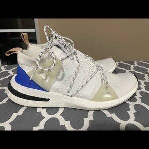 Adidas Arkyn 3 Streifen shoes